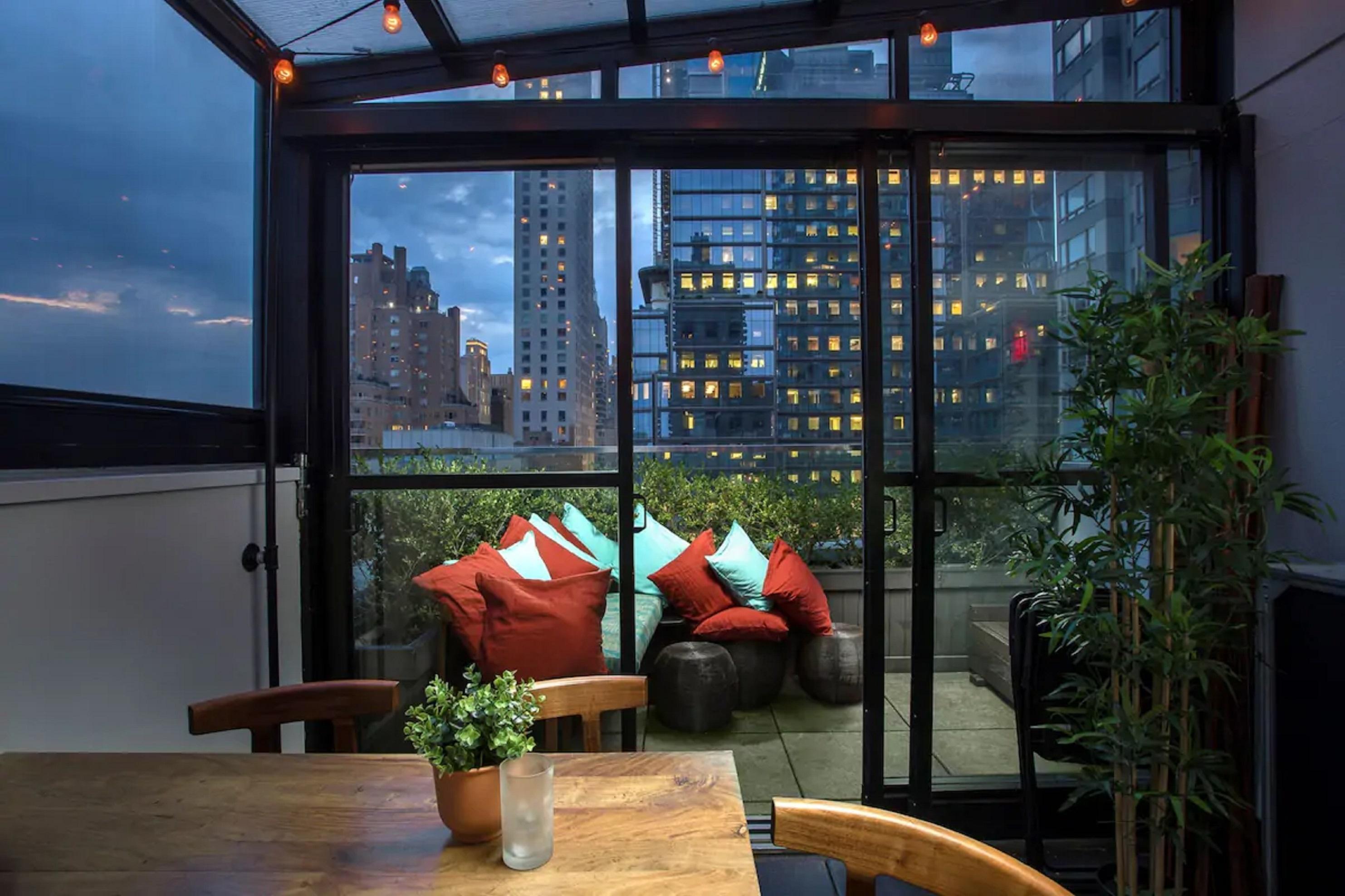6 Columbus Central Park Hotel New York Exterior photo