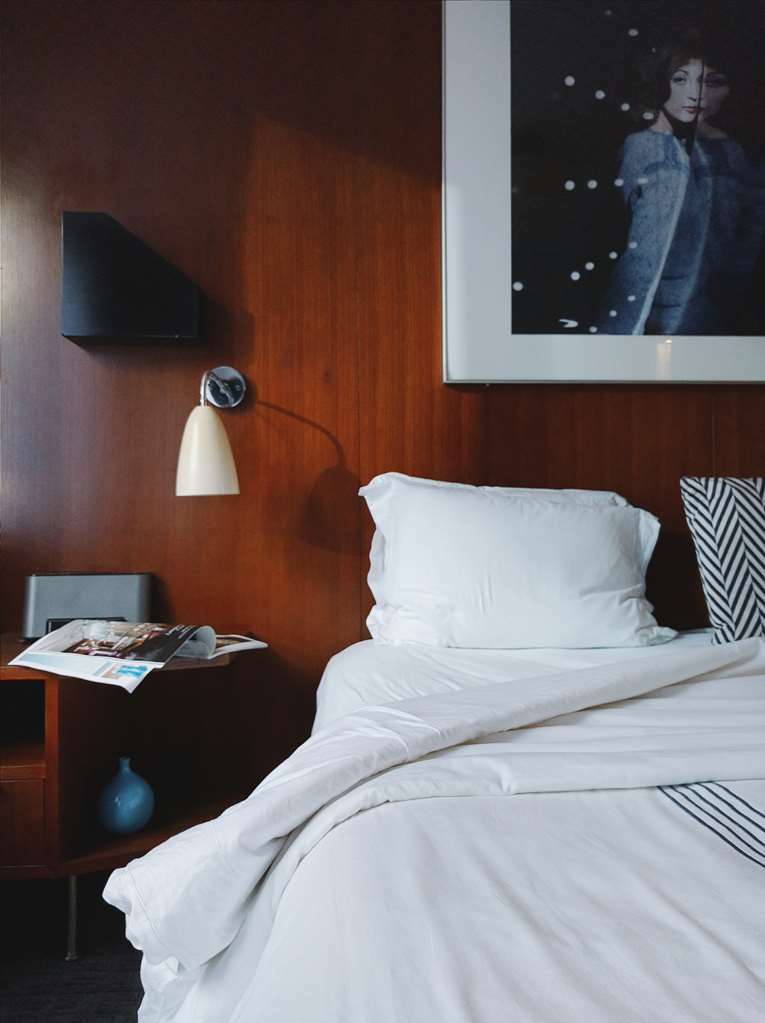 6 Columbus Central Park Hotel New York Room photo